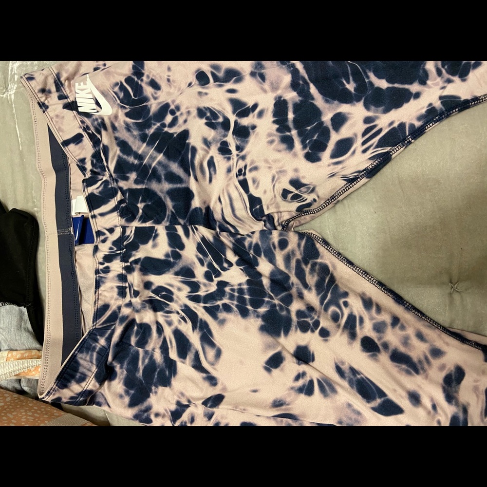 Nike leggings